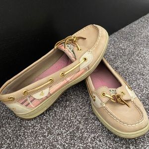 Slip on Sperrys, Tan, 7.5, Worn